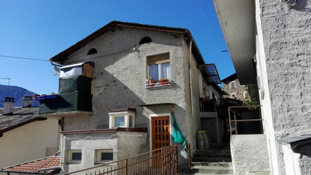 Contrada Sant'Anna Leader House Operazione Immobiliare Estero